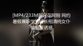 【抖音风混剪★乱伦小视频】爸爸不在家却想要弟弟妹妹？半夜大奶漂亮妈妈爬上床舔我肉棒