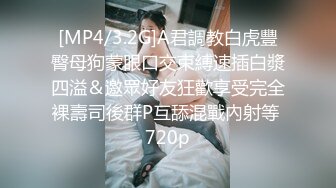 【印象足拍55】最新大神破解，这期的尺度相当的大，娇小可爱妹妹，无毛嫩穴特写！ (2)