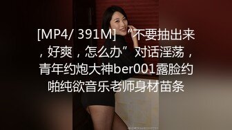 白丝lo娘用美脚帮我足交套鸡最后射在白丝里面