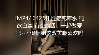 《稀缺精品CP》街边无门公共女蹲厕正面镜头偸拍多个年龄段的女人方便小姐姐、良家少妇、熟女有极品BB